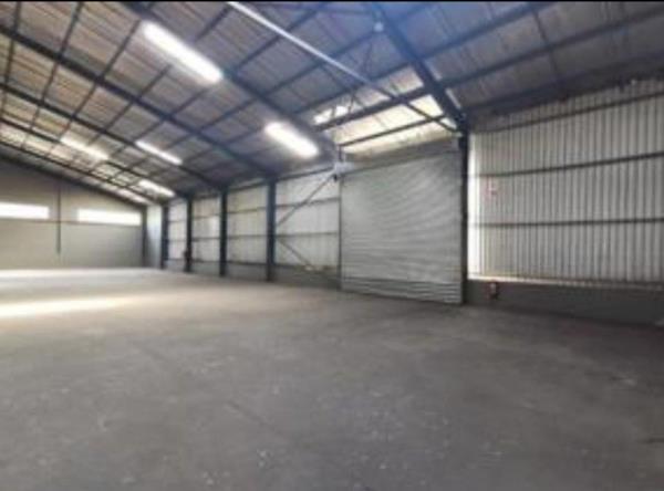 2 018  m² Industrial space