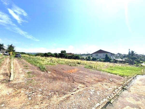 6 000 m² Land