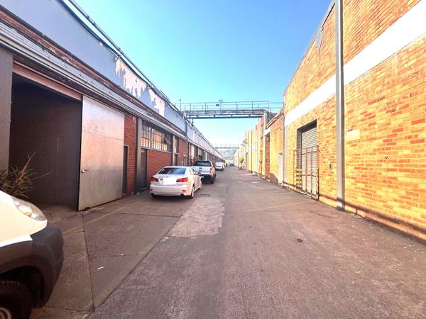 181  m² Commercial space