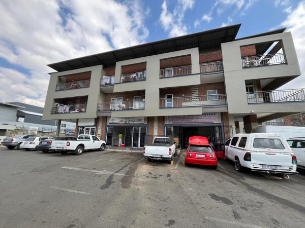 110  m² Commercial space