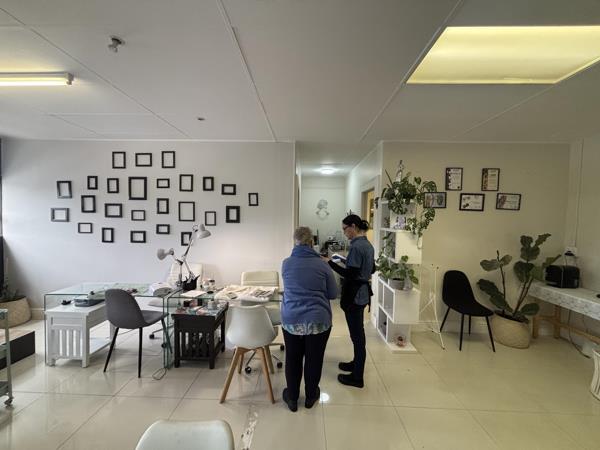 53  m² Commercial space