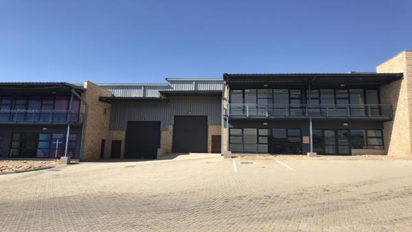 318  m² Industrial space