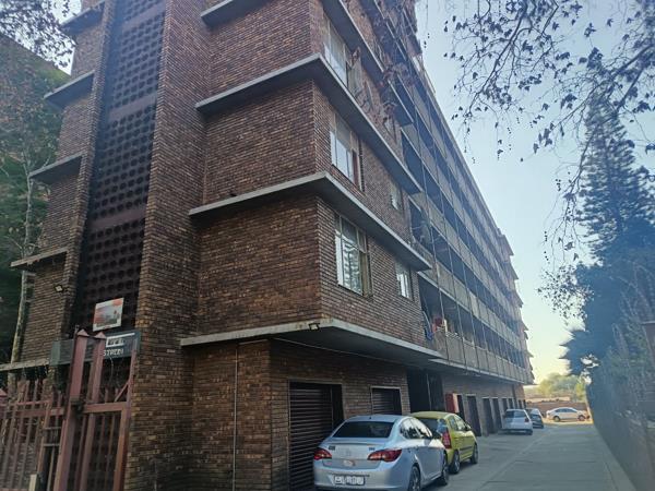 1.5 Bedroom Apartment