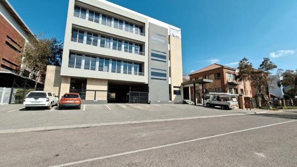 253 m² Office Space