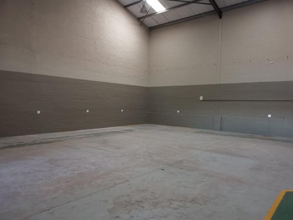 273 m² Industrial space
