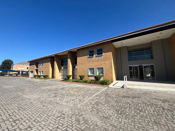 1 012 m² Office Space