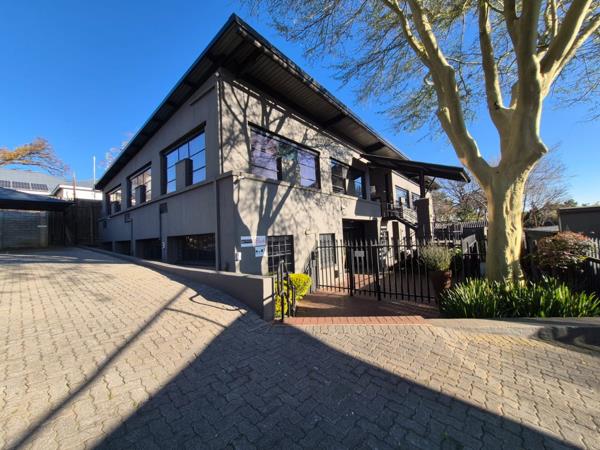 84  m² Commercial space