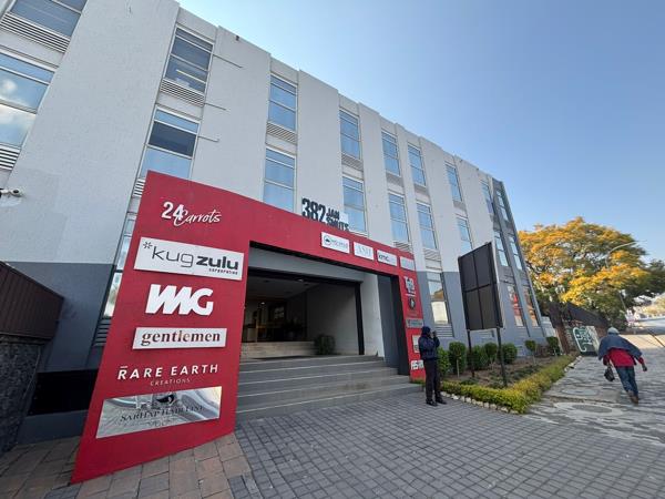 239 m² Commercial space