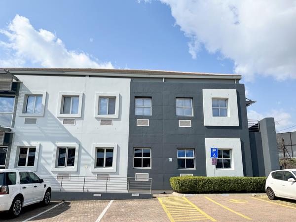 1 013 m² Office Space