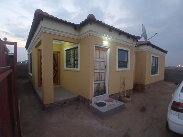 2 Bedroom House