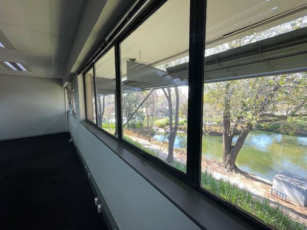 493.7  m² Commercial space