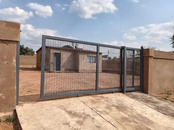 1 Bedroom House