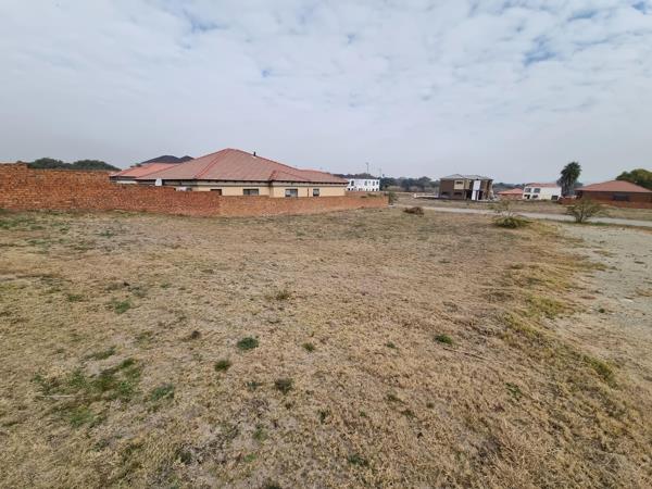 570 m² Land