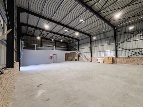 345  m² Industrial space