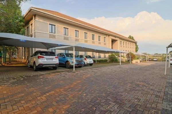 229  m² Commercial space