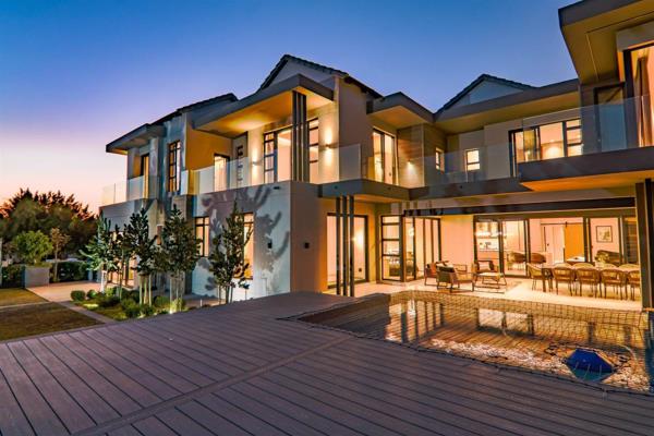 6 Bedroom House