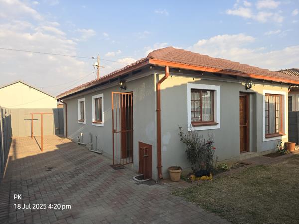 2 Bedroom House