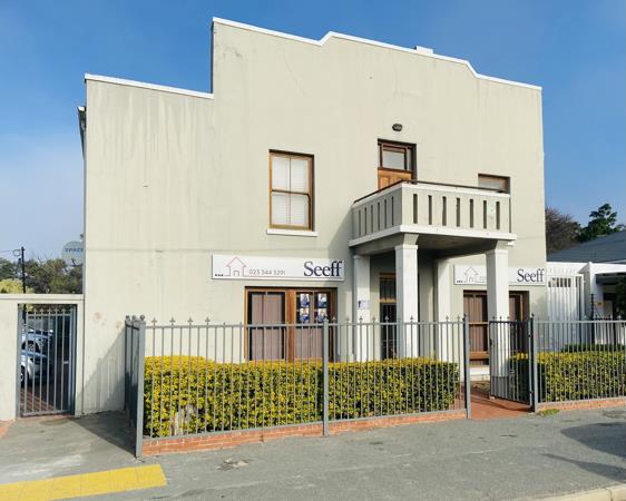 110  m² Commercial space