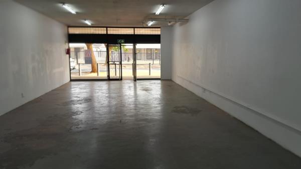 101  m² Retail Space
