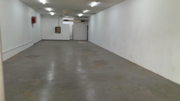 101  m² Retail Space