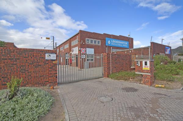 175  m² Industrial space