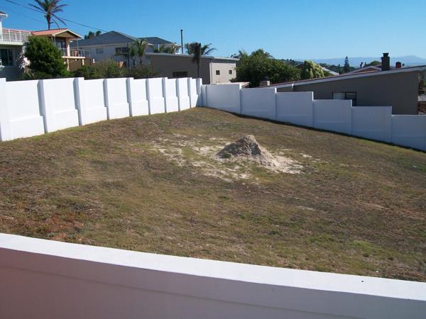 1 393 m² Land