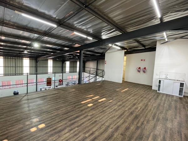 285  m² Industrial space