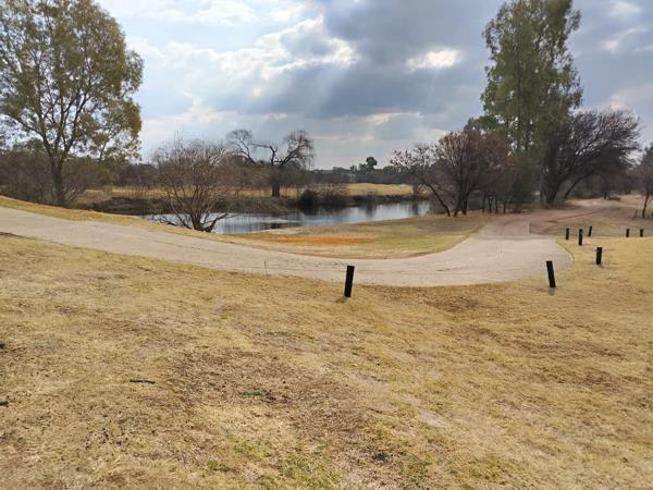 780 m² Land
