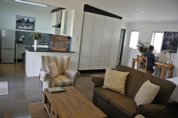 1 Bedroom House