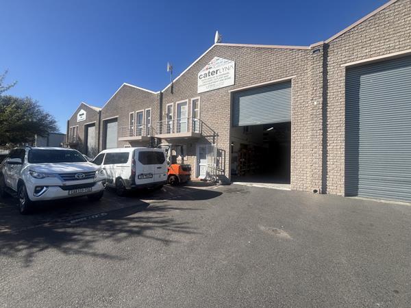 345  m² Industrial space