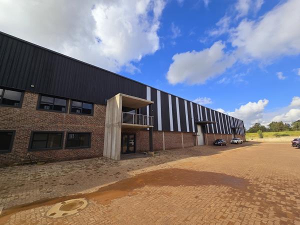 3 379  m² Industrial space