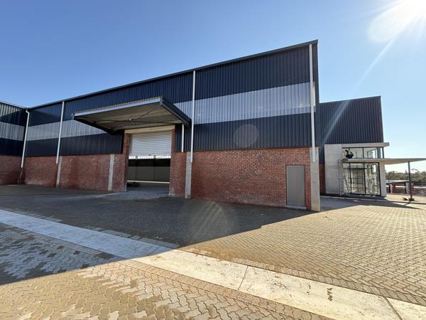 1 020  m² Industrial space