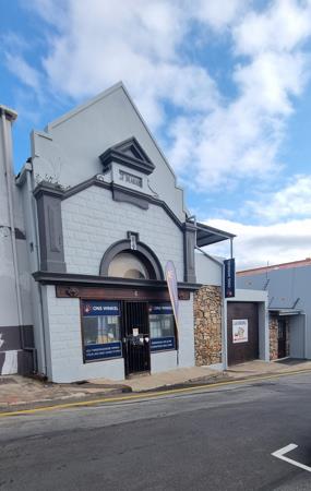 184  m² Office Space