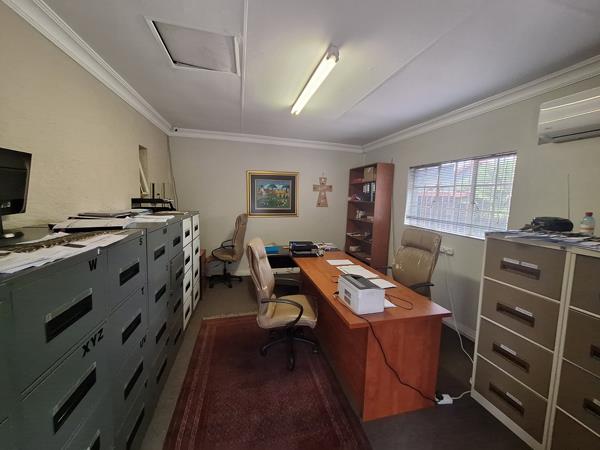 20  m² Commercial space