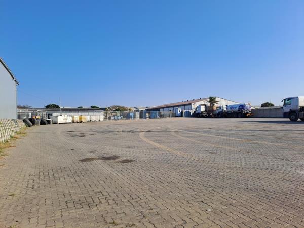 2 375  m² Commercial space
