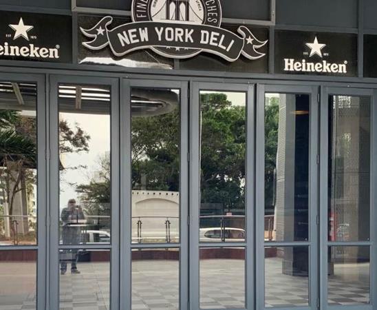 64  m² Commercial space