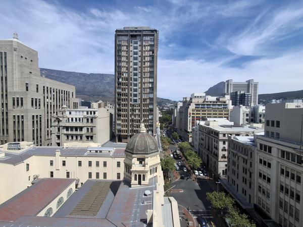 1 896  m² Commercial space