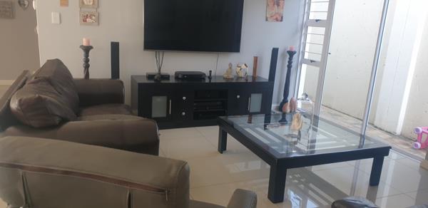 Apartment in Edenvale, Edenvale - View 4