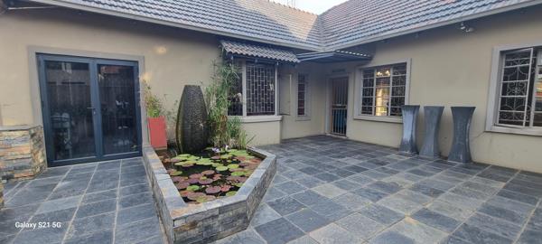 400  m² Commercial space