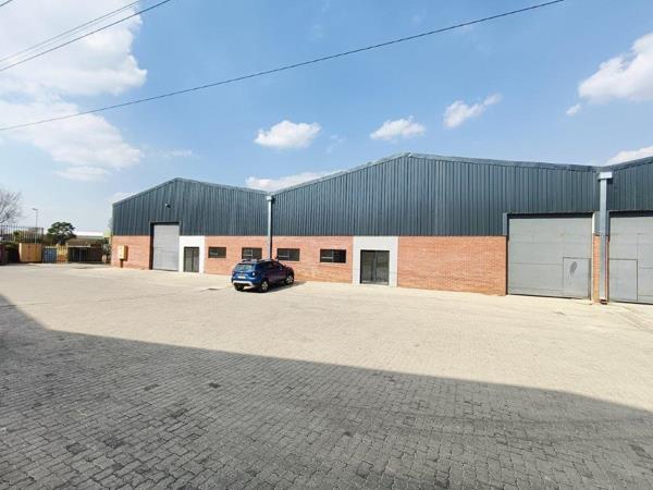1 125  m² Industrial space
