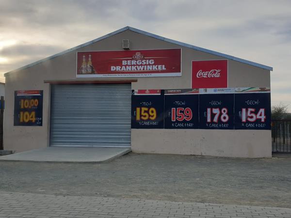 300  m² Commercial space