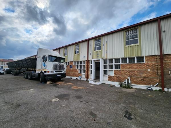 335 m² Industrial space