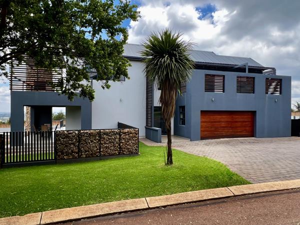 5 Bedroom House