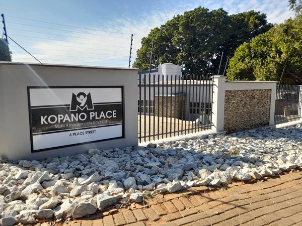 180  m² Commercial space