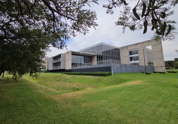 5 928  m² Commercial space