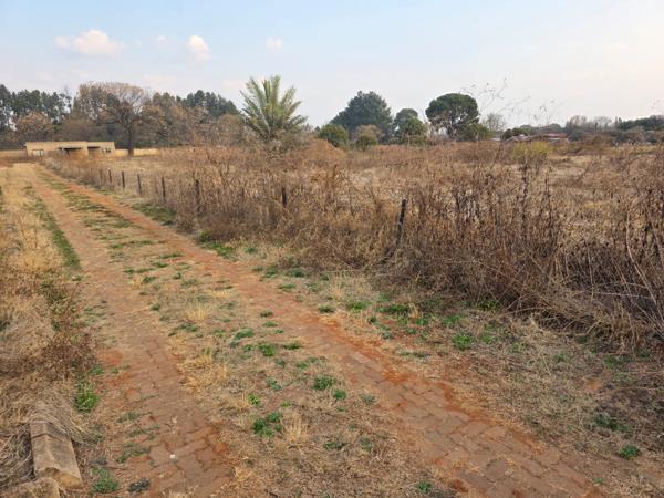 9 000 m² Land