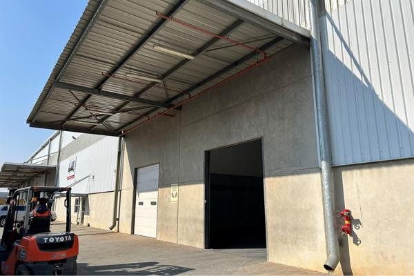 1 145  m² Industrial space