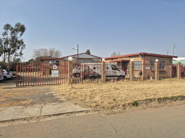 462  m² Commercial space