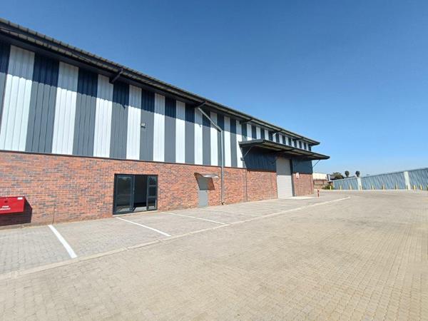 548  m² Industrial space