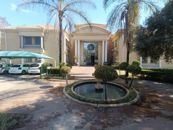 381  m² Commercial space